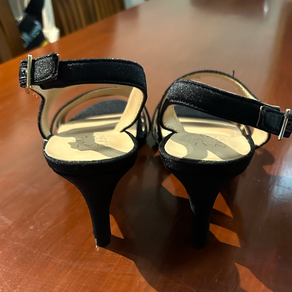 Women’s Naturalizer Taimi